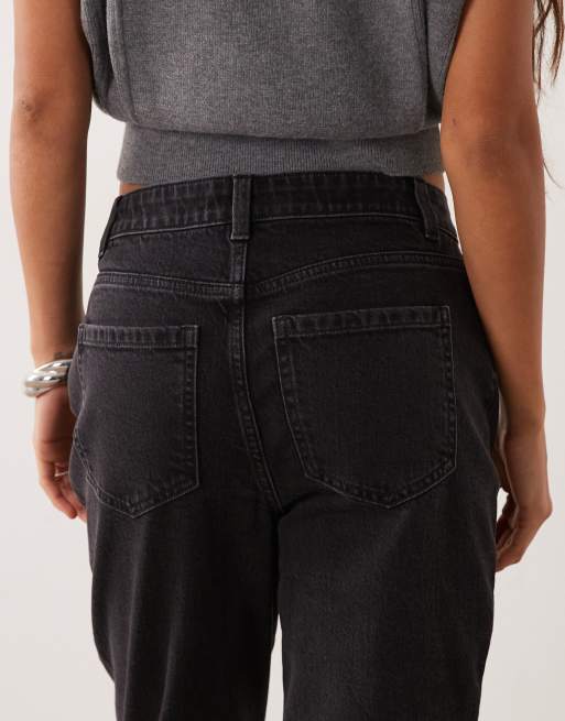 New Look Hannah straight leg jeans in black, 4 of 5