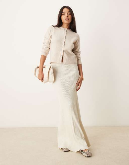 New Look - Havrefarvet cardigan med rund hals og knapper