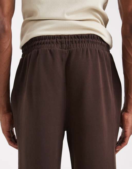 New Look heavyweight wide leg joggers co-ord in dark brown, 5 of 5