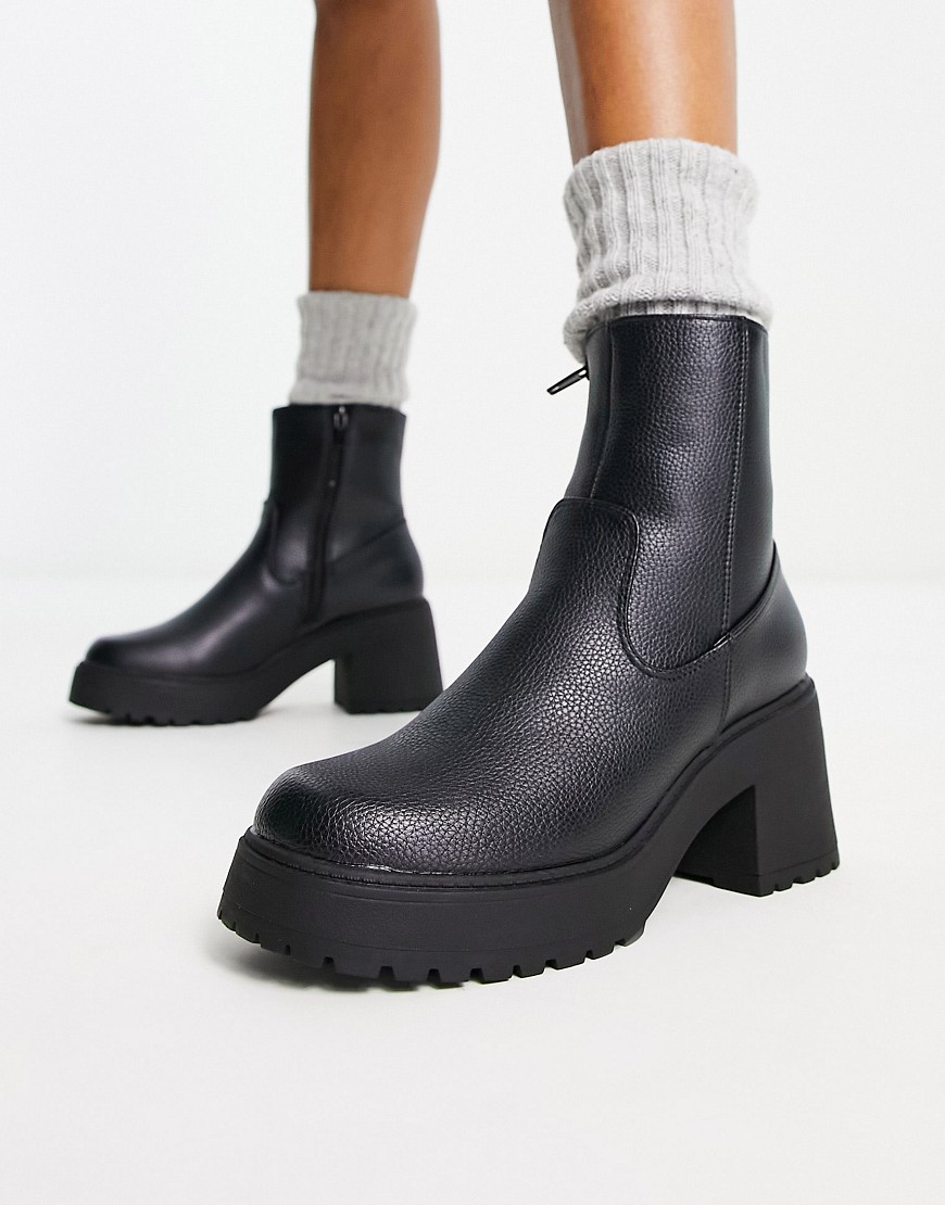 New Look heeled chunky boot in black