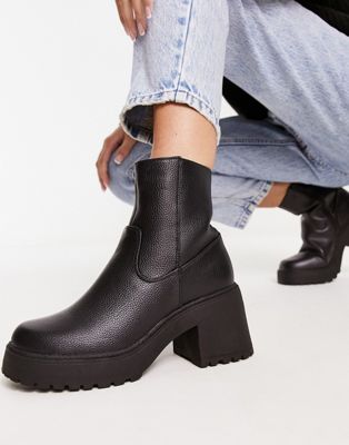 New Look heeled chunky sock boot in black