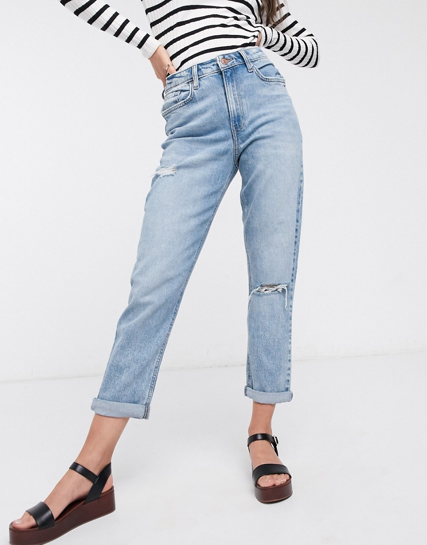new look -  – Hellblaue Mom-Jeans mit Rissen