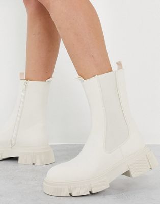 New Look high ankle chunky chelsea boot in ecru