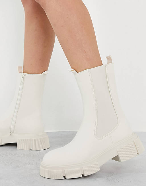  Boots/New Look high ankle chunky chelsea boot in ecru 