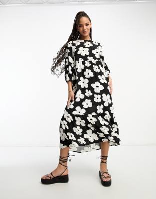 New Look high neck puff sleeve smock midi dress in black floral | ASOS