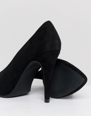 black high vamp court shoes
