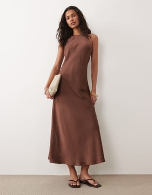 Hochgeschlossenes Satin-Maxikleid in Braun Braun 44