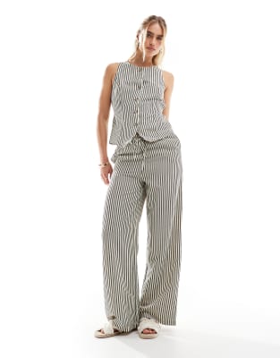 New Look - Hose in gestreiftem Schwarz mit weitem Bein, Kombiteil