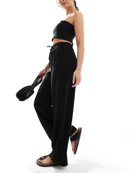 New Look – Hose in Schwarz mit weitem Bein und Knitterstruktur - view 1