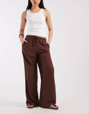 Hose in Schwarz mit weitem Bein und Knitterstruktur-Brown Brown 46