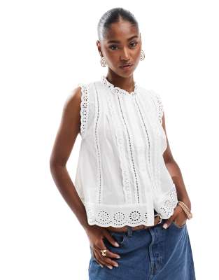 New Look - Hvid ærmeløs bluse med udskårne broderier - view 1