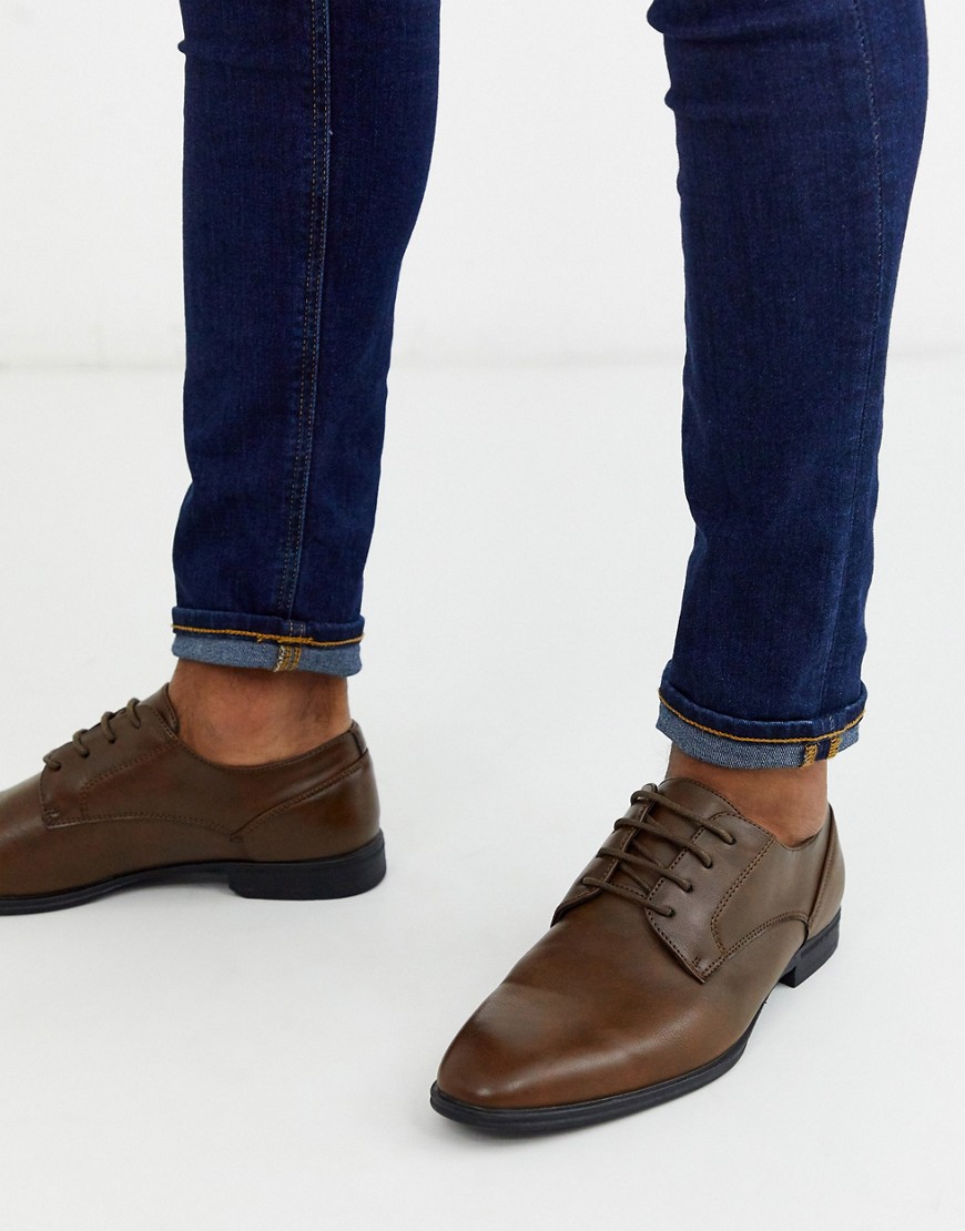 New Look - Imitatieleren formele derby schoenen in bruin