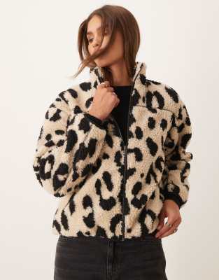 New Look - Jacke aus Teddyfell mit Animalprint-Weiß