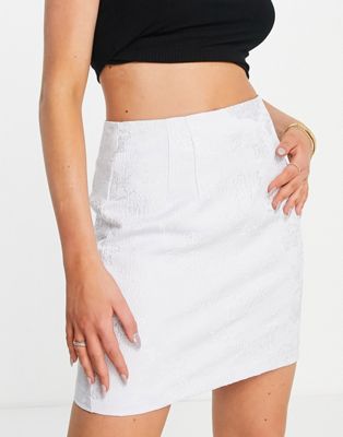 New Look jacquard mini skirt in white
