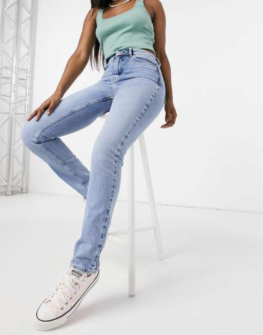 New Look – Jasnoniebieskie, luźne jeansy o obcisłym kroju, 4 z 4