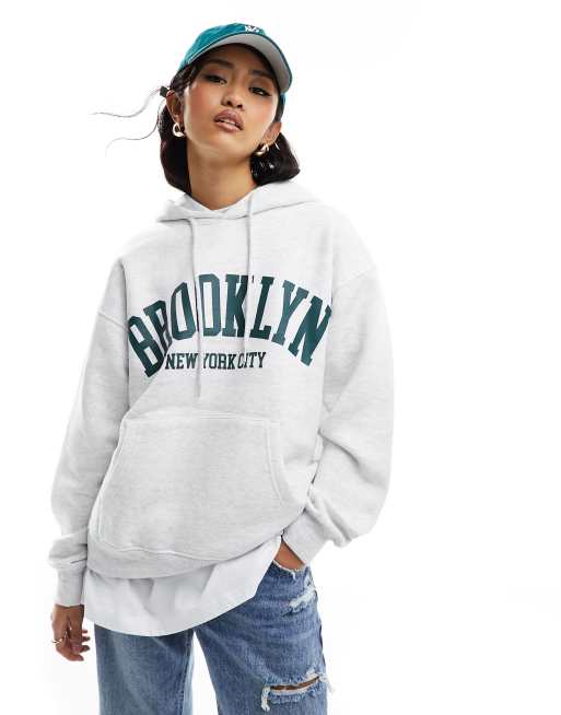 New Look – Jasnoszara bluza z kapturem i napisem „Brooklyn”, 4 z 4