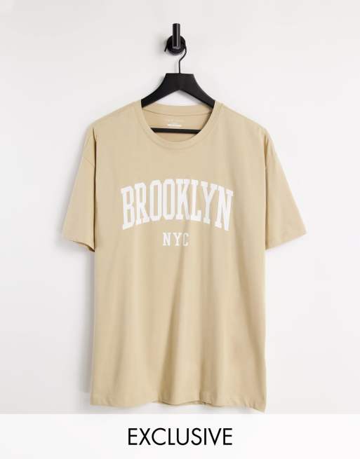 New Look – Jasnożółty T-shirt z napisem „Brooklyn”