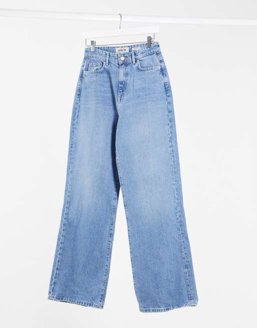 New Look - Jeans met wijde pijpen in middelblauw