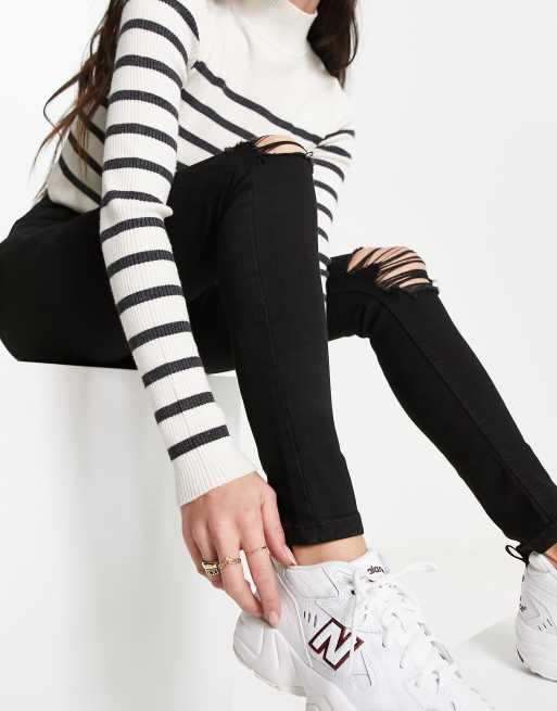 New Look – Jeans mit engem Schnitt und Zierrissen in Schwarz, 4 von 5
