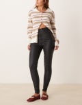 [New Look] New Look Jenna lift and shape coated skinny jeans in black 18 BLACK