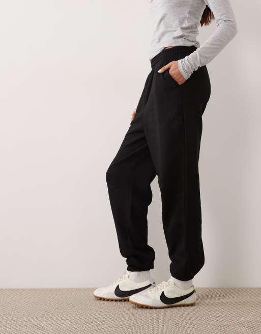 New Look jogger con risvolto nero, 2 di 5