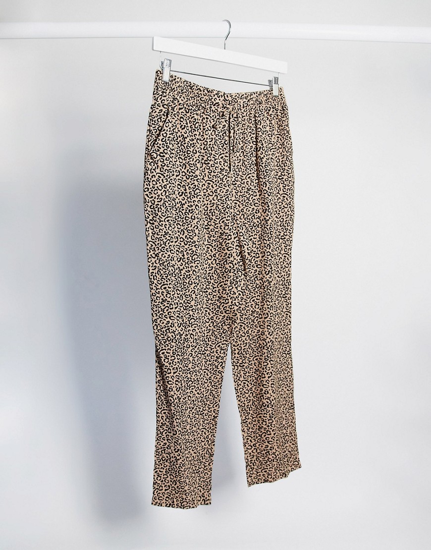 New Look jogger in animal print-Brown