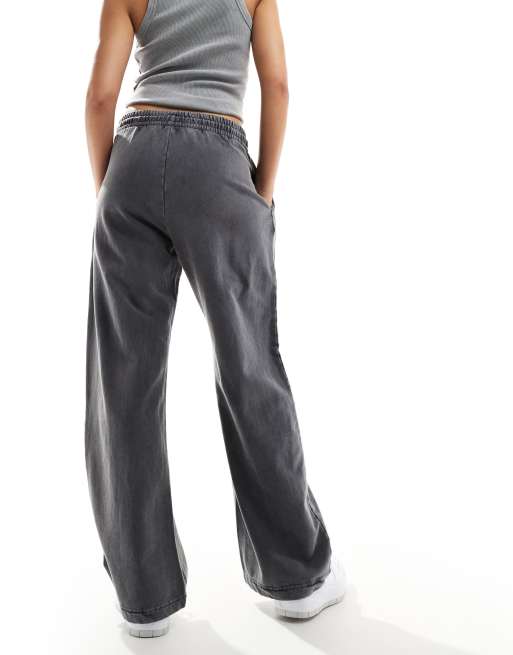 New Look - Joggingbroek met wijde pijpen in donkergrijs, 3 van 5