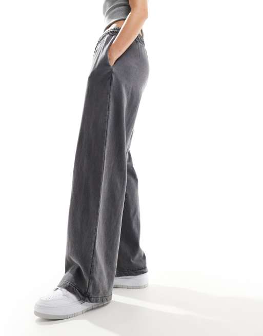 New Look - Joggingbroek met wijde pijpen in donkergrijs, 4 van 5