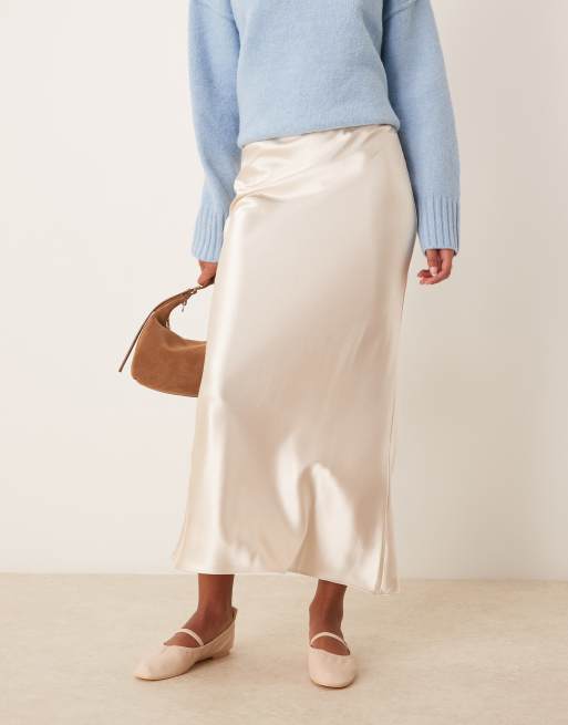 New Look Jupe mi-longue coupée en biais en satin Vison ASOS