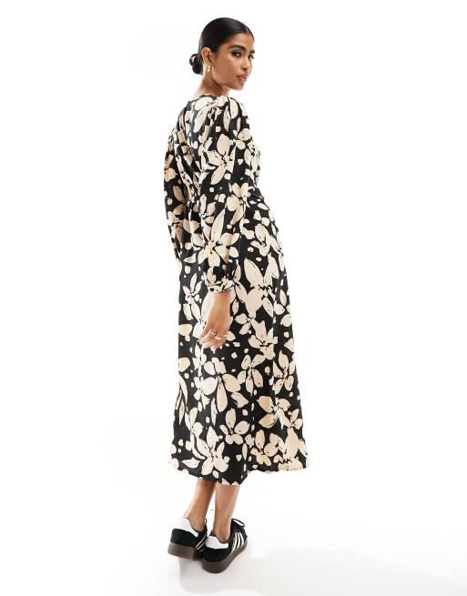 New Look keyhole long sleeve midi dress in monochrome floral ASOS