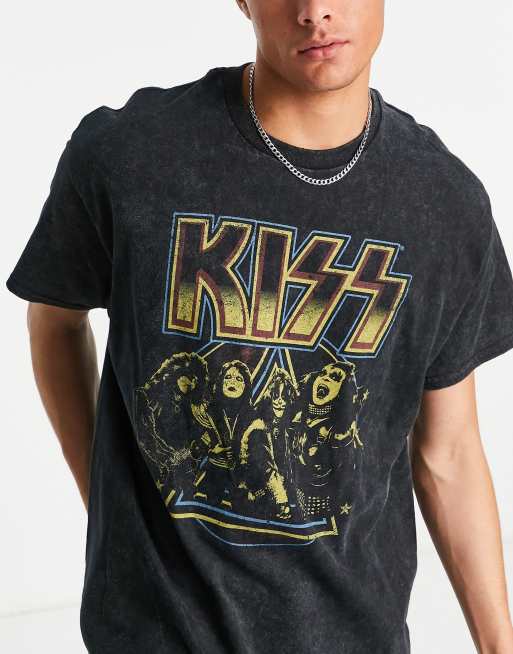 New Look kiss printed t shirt in black