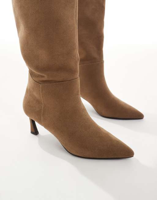 New Look – Kniehohe Stiefel aus Wildlederimitat in Kamelbraun mit Absatz, 4 von 4