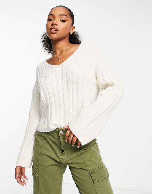 White knit shop v neck sweater