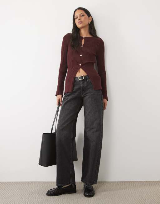 New Look knitted button through top with shoulder pad detail in burgundy, 3 of 4