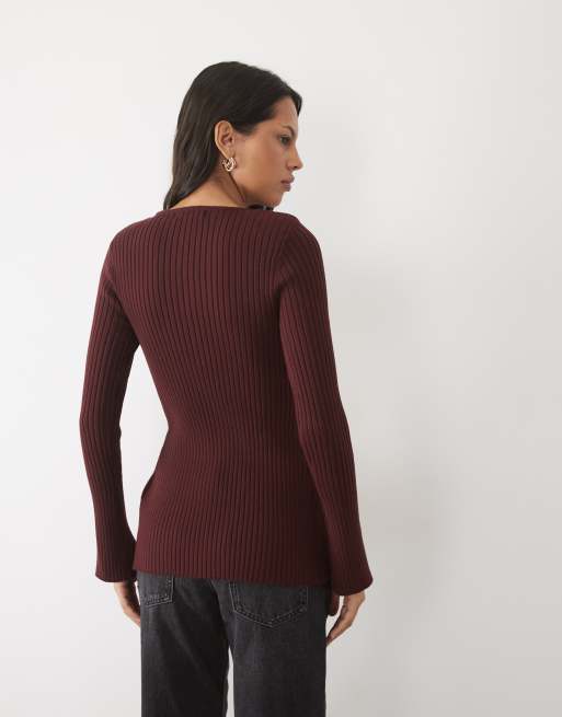 New Look knitted button through top with shoulder pad detail in burgundy, 4 of 4