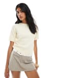 [New Look] New Look knitted t-shirt in yellow 12 Light Yellow