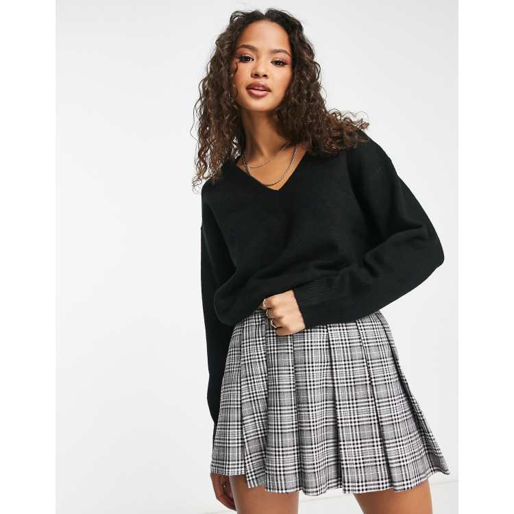 Black v on sale neck jumpers womens