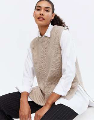 knitted vest