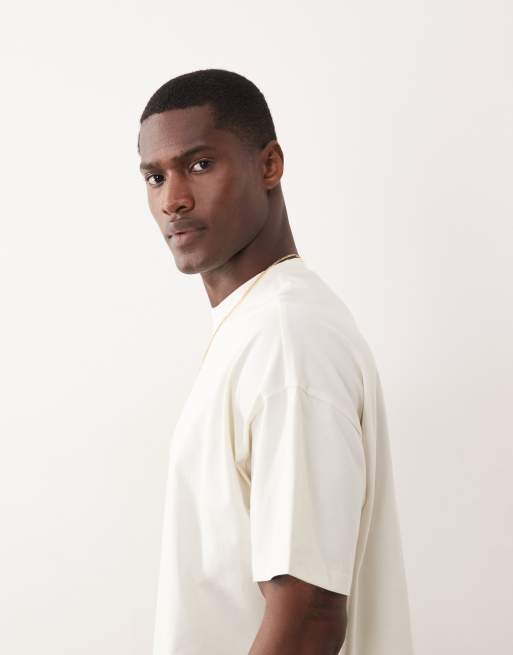 New Look – Kremowy pudełkowy T-shirt oversize, 4 z 5