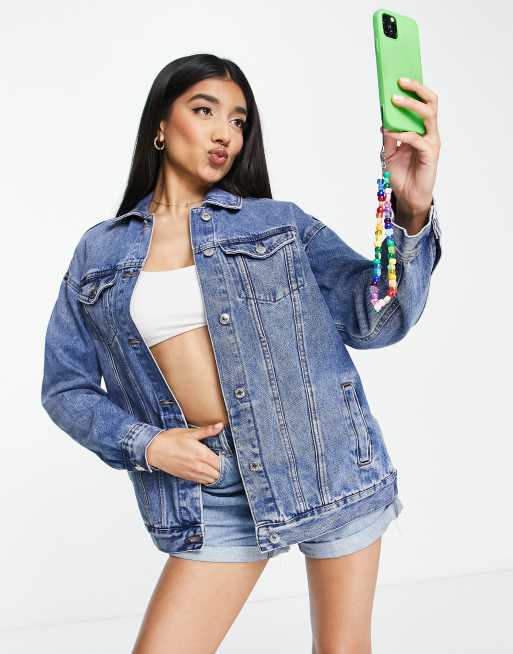 New Look – Kurtka jeansowa oversize w spranym niebieskim kolorze