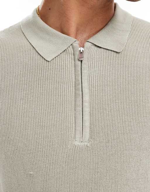 New Look – Kurzärmliges Strick-Polohemd in blassem Khaki mit kurzem Reißverschluss, 3 von 4