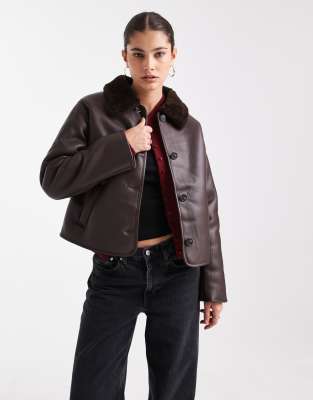 New Look - Kurze Jacke in Braun mit verstärktem Kragen-Brown