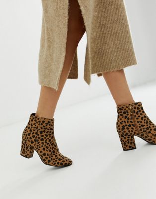 New Look - Laarzen met blokhak en cheetaprint-Bruin