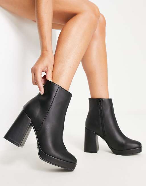 New Look - Laarzen met plateauzool, hak, en vierkante neus in zwart
