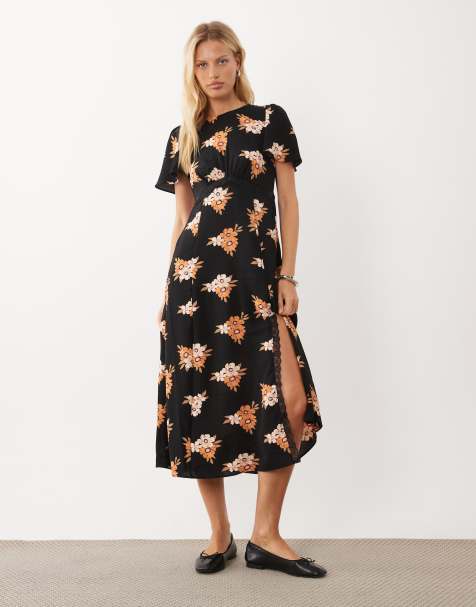 New Look lace trim puff sleeve midi dress in black floral - view 1
