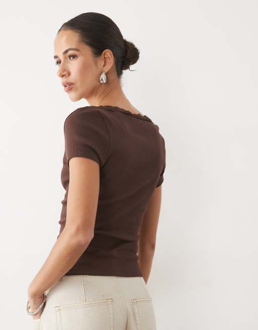 New Look lace trim v-neck tee in dark brown, 4 of 4