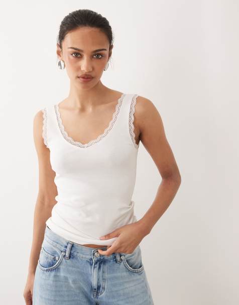 New Look lace trim vest in white - view 1
