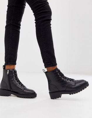 New Look lace up flat boots in black 