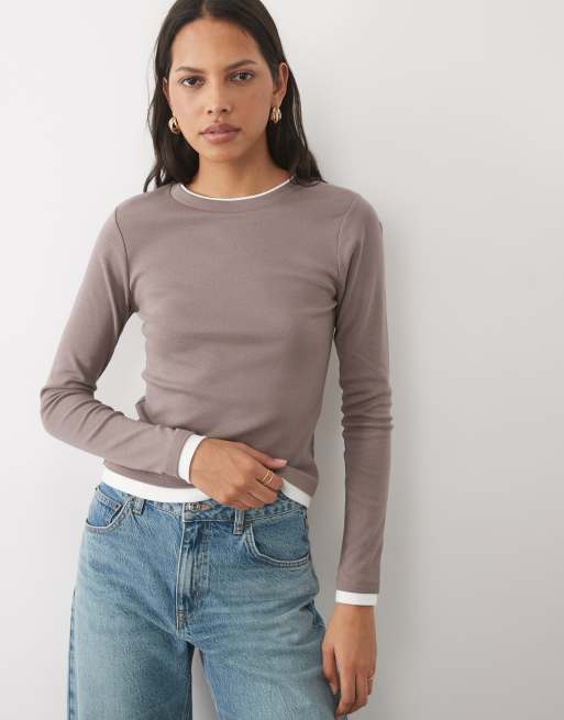 New Look långärmad babytee med dubbla lager och kant i minkbrun, 2 av 4