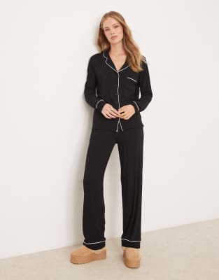 New Look - Langärmliger Pyjama in Schwarz